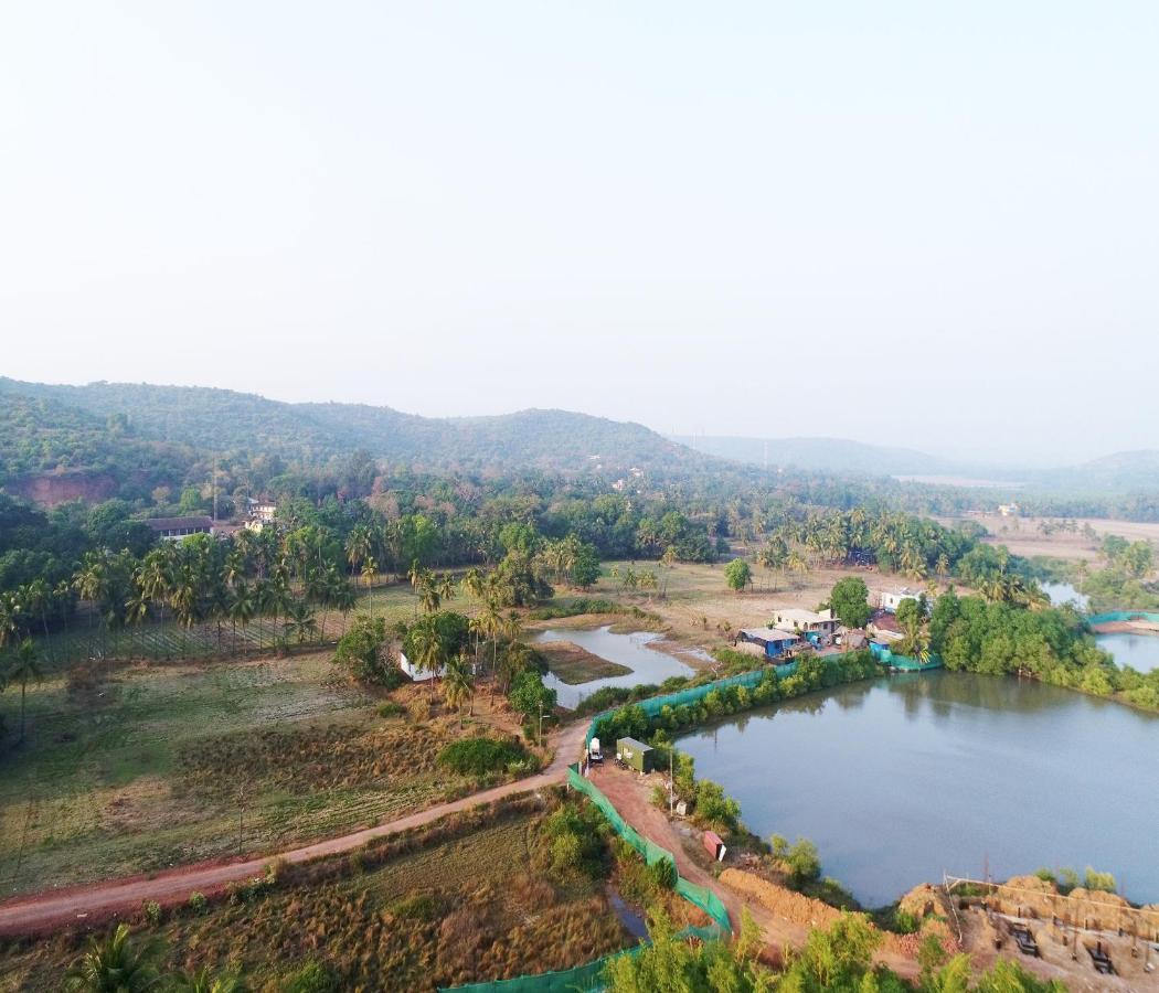 Span Suites & Villa Morjim Ngoại thất bức ảnh