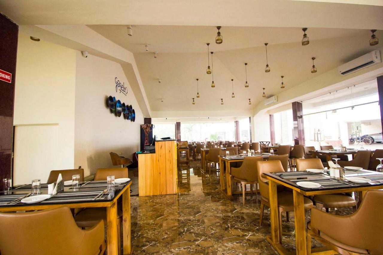 Span Suites & Villa Morjim Ngoại thất bức ảnh