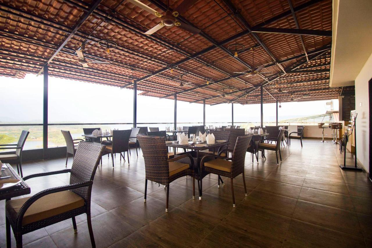 Span Suites & Villa Morjim Ngoại thất bức ảnh